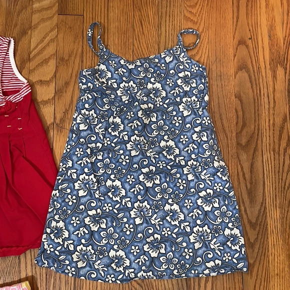 Lot of 2 Summer Dresses Red Blue Floral girl’s size 6 - Picture 5 of 7